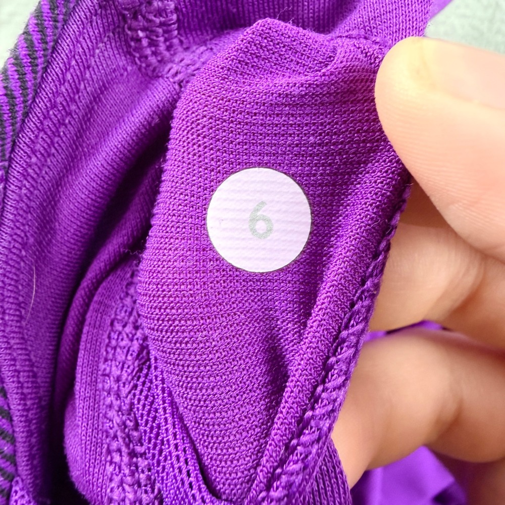 Lululemon Free To Be Women's Size 6 Tank Purple Striped Strappy Back Yoga Top - Picture 3 of 7